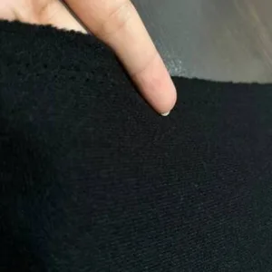 فوتر کوبیده پشت تریکو مشکی